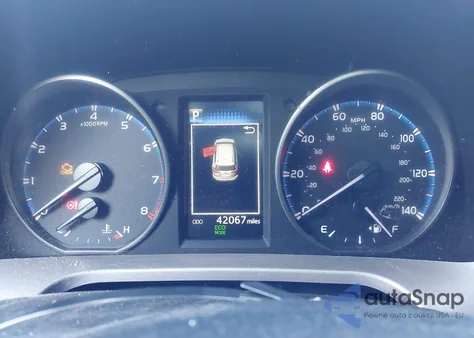 2018 Toyota Rav4 Xle из США, поврежденный, VIN JTMRFREV3JJ252089